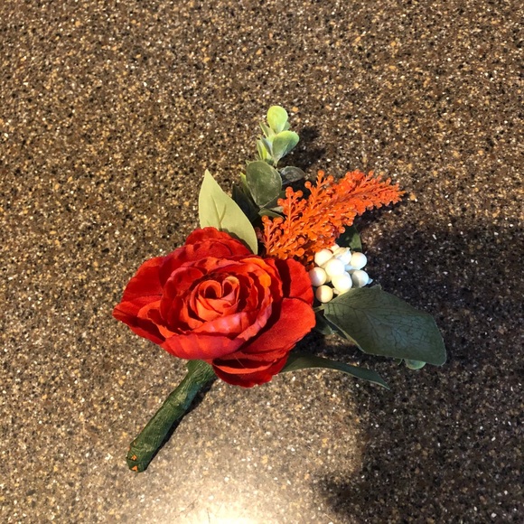 Other - Rust boutonnière, handmade